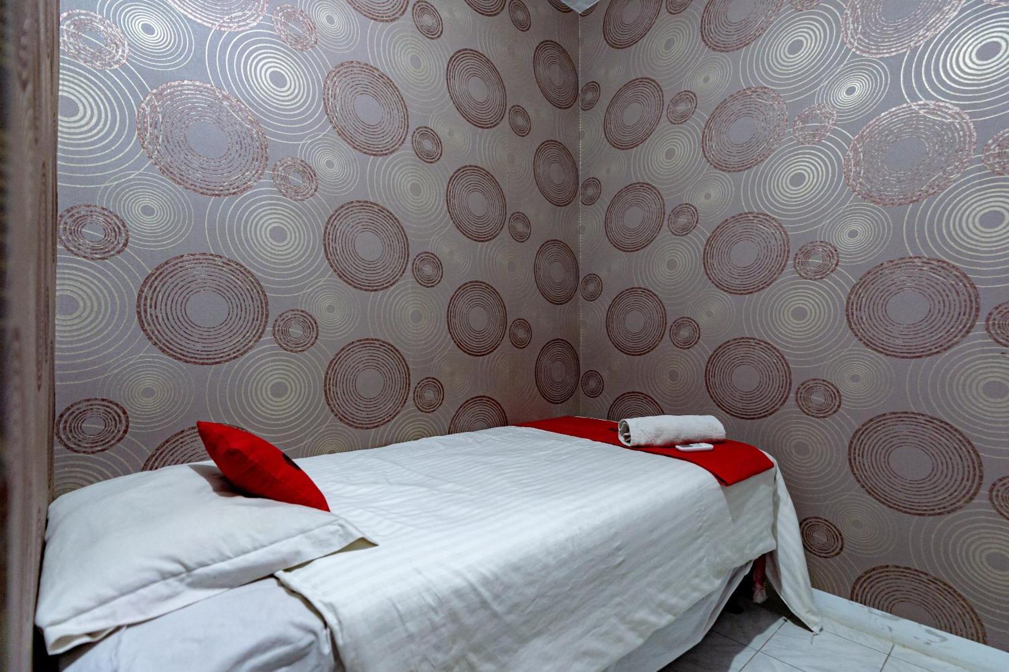Reddoorz Near Rsud Dr Pringadi Medan 3 Hotel Екстериор снимка
